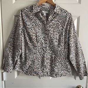 Chico's Women’s Leopard Print Button Up Blouse